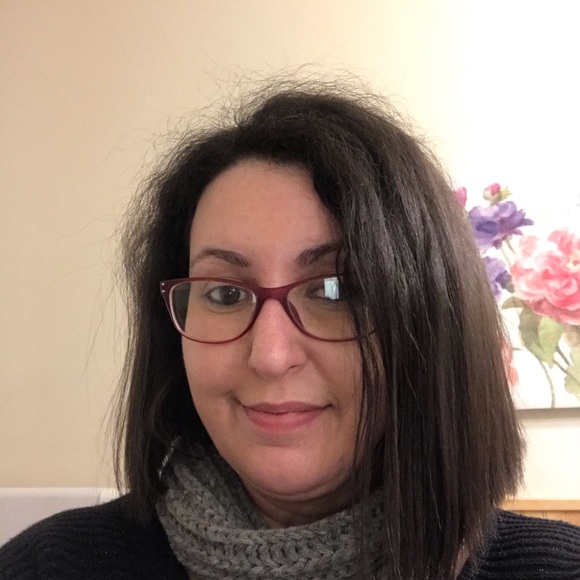 Hi I’m Roo, and proud to be your posher! - Picture 7 of 8